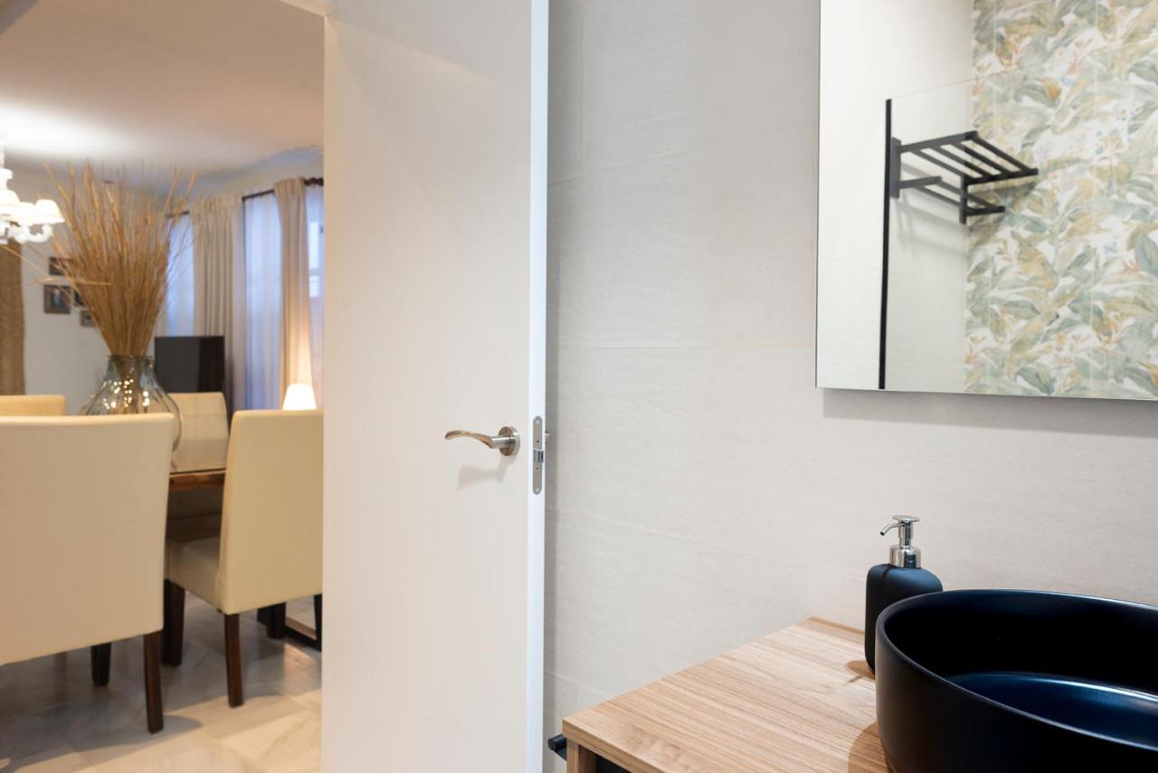 Appartement Alohamundi Velarde à Séville Extérieur photo